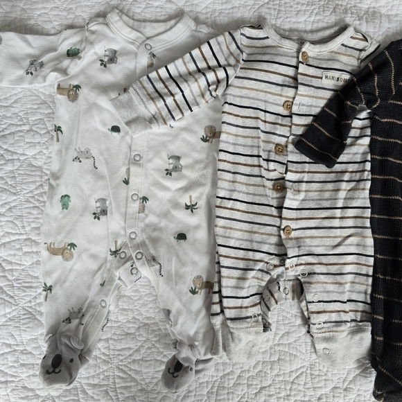 Carter's Baby Unisex Button Footed Sleeper Footies Pajamas 3 Months - Picture 2 of 6